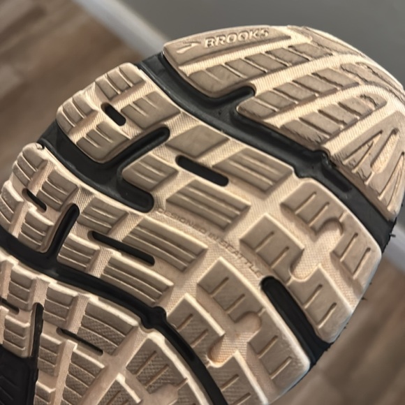 Brooks Adrenaline 21 - Picture 11 of 12